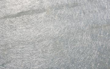 Kyre laminate fibreglass or shingles?